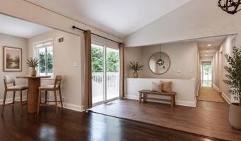 6900 HEATHERHILL Rd, Bethesda, MD 20817