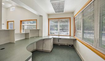 1049 Siskiyou Blvd, Ashland, OR 97520