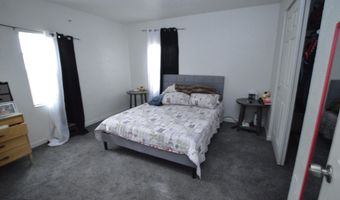 817 819 W 9TH St, Cheyenne, WY 82007