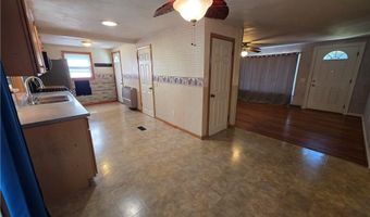 1 Hopkins Ct, Coventry, RI 02816