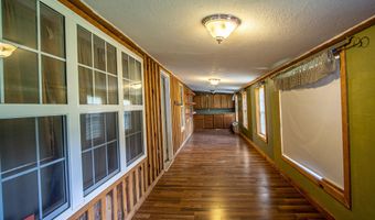 800 Pond Lick Rd, Annville, KY 40402