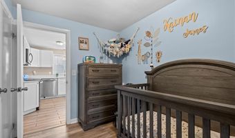 33 Belmont Ave, East Providence, RI 02914