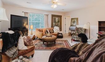 1307 River Oaks, Benton, AR 72019