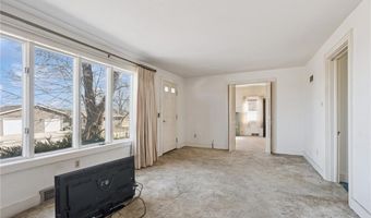 4306 F St, Amana, IA 52203
