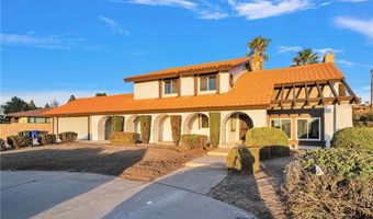 19957 Eyota Rd, Apple Valley, CA 92308