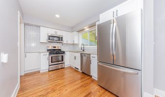 1836 Virnankay Cir, Ann Arbor, MI 48103