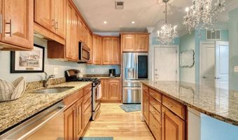 1023 N ROYAL St 204, Alexandria, VA 22314