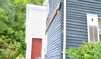 20 Hickory St, Athens, OH 45701