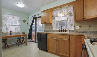 523 Evans Ave, Akron, OH 44310