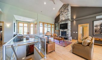 7980 NE 27th Ave, Altoona, IA 50009