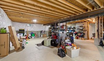 120 Lakeland Way, Aurora, OH 44202
