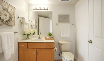 1205 GARFIELD St 808, Arlington, VA 22201