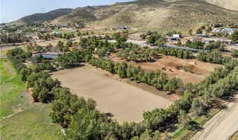 35728 Beauty Vista Ln, Agua Dulce, CA 91390