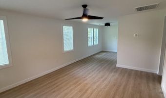 611 4th St NW, Arab, AL 35016