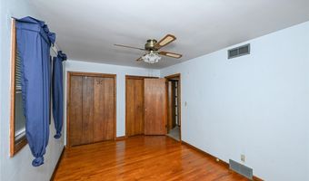 1423 Shanabrook Dr, Akron, OH 44313