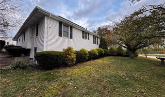 91 Ridgeway Rd, Cranston, RI 02920