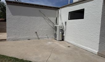 911 S 4th St, Artesia, NM 88210