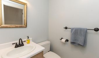 10 Ten Broeck Pl, Albany, NY 12210
