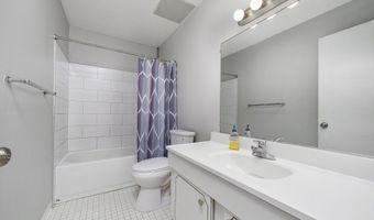 1209 Cromwell Hills Dr 1209, Cromwell, CT 06416