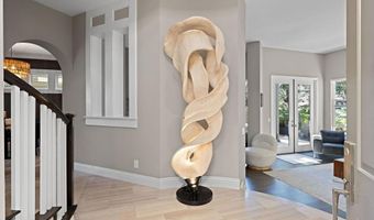 834 S Cedros, Solana Beach, CA 92075
