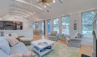 28 Sabal Palm Trl, Bald Head Island, NC 28461