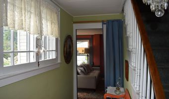 35 Franklin St, Brandon, VT 05733