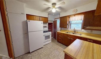 1425 Frank Ave, Albert Lea, MN 56007