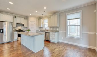 768 Sterling Dr, Boiling Springs, SC 29316