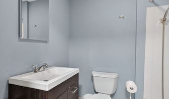 404 E 7th St, Boston, MA 02127