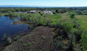 19300 Latona Rd, Anderson, CA 96007