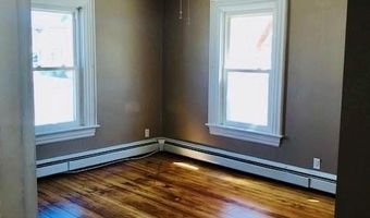 37 Lincoln Ave, Bristol, RI 02809