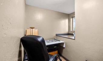 580 Hollow Ln, Bigfork, MT 59911