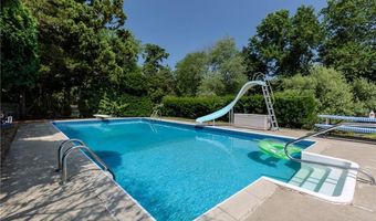 210 Essex Rd, North Kingstown, RI 02852
