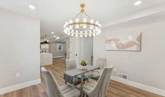 2308 CREEK Dr, Alexandria, VA 22308