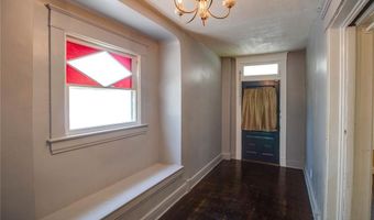 2425 Sanford Ave, Alton, IL 62002