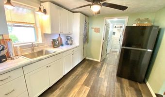 138 N Harrison St, Bloomfield, IN 47424