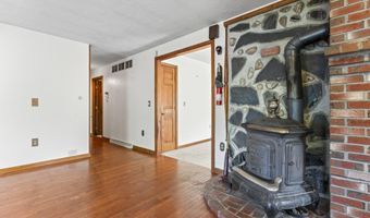 117 Taylor Woods Rd, Belgrade, ME 04917