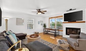 4044 Mindanao St, Bay St. Louis, MS 39520