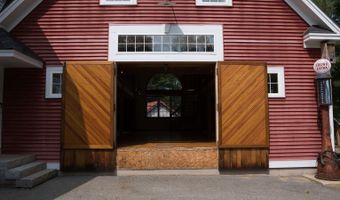 106 Jenkins Rd, Bedford, NH 03110