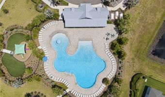 7526 PARADISO Dr, Apollo Beach, FL 33572
