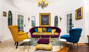 915 Highland Dr, Solana Beach, CA 92075