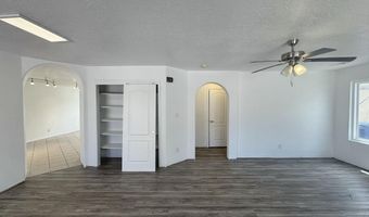 7701 Banyon Ave NW, Albuquerque, NM 87114