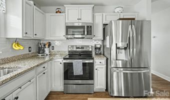 2231 Hemming Way, Boiling Springs, SC 29316