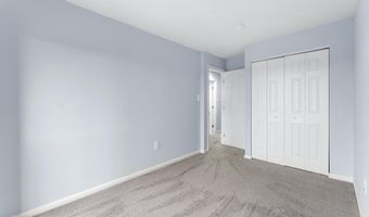 4107 MASSACHUSETTS Ave SE 9, Washington, DC 20019