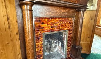 116 5TH Ave, Antigo, WI 54409