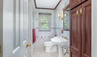 3 Jean St, Alloway, NJ 07462