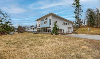 371 W Farm Rd, Bethlehem, NH 03574