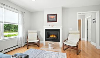192 Depot Rd, Belgrade, ME 04917