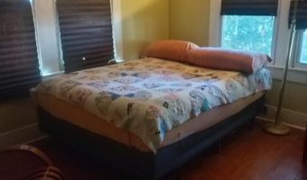 446 Ballentine St, Bay St. Louis, MS 39520