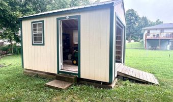 923 Rosemary St, Aurora, MO 65605